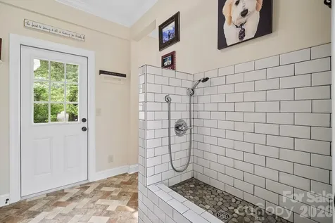 24 Whispering Meadows Drive Fairview NC 28730
