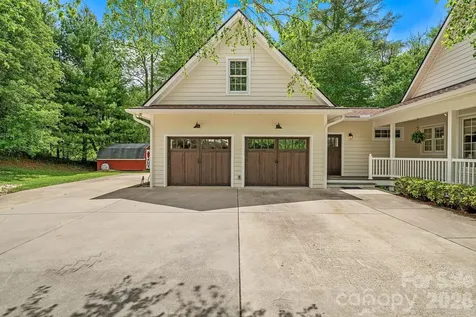 24 Whispering Meadows Drive Fairview NC 28730