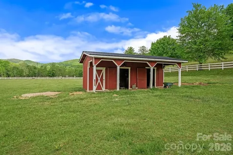 24 Whispering Meadows Drive Fairview NC 28730