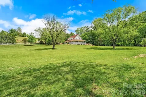 24 Whispering Meadows Drive Fairview NC 28730