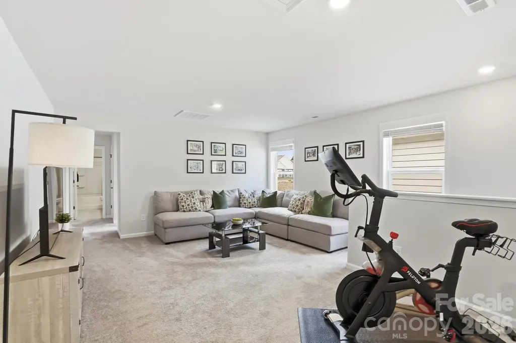 16043 River Tree Lane Charlotte NC 28278