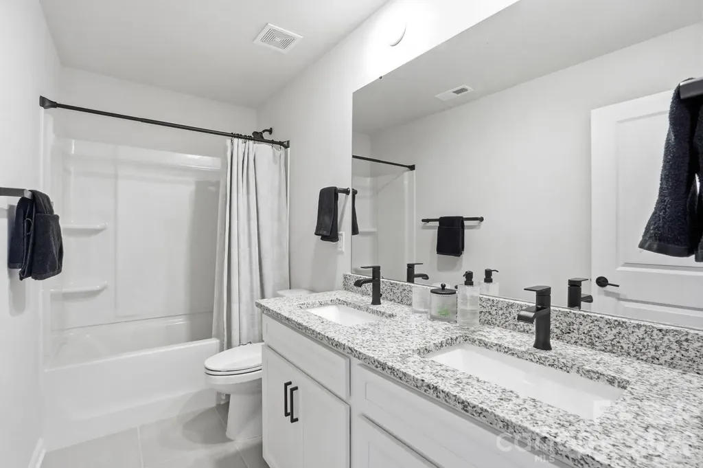 16043 River Tree Lane Charlotte NC 28278