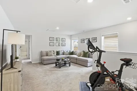 16043 River Tree Lane Charlotte NC 28278