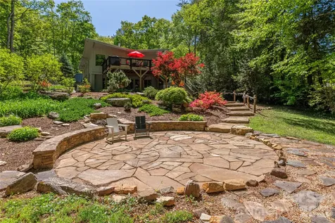 5 Crooked Tree Lane Black Mountain NC 28711