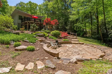 5 Crooked Tree Lane Black Mountain NC 28711
