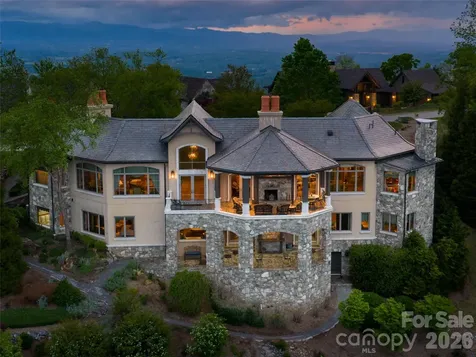 83 Summit Tower Circle Asheville NC 28804