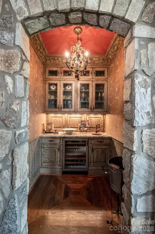 83 Summit Tower Circle Asheville NC 28804
