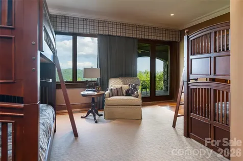 83 Summit Tower Circle Asheville NC 28804