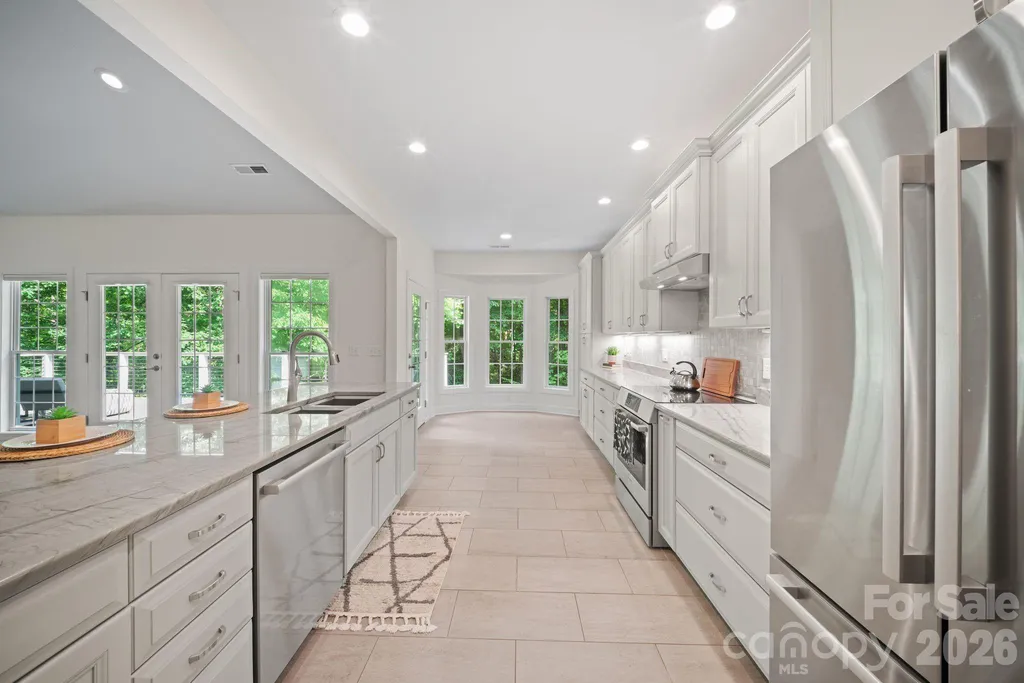 2508 Carriage Falls Court Hendersonville NC 28791