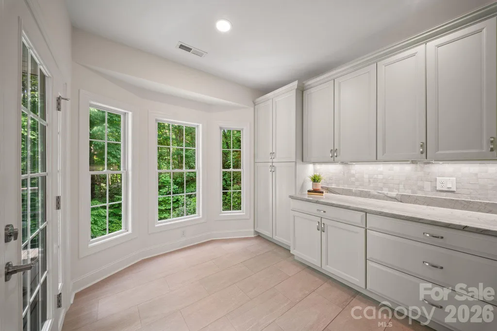 2508 Carriage Falls Court Hendersonville NC 28791