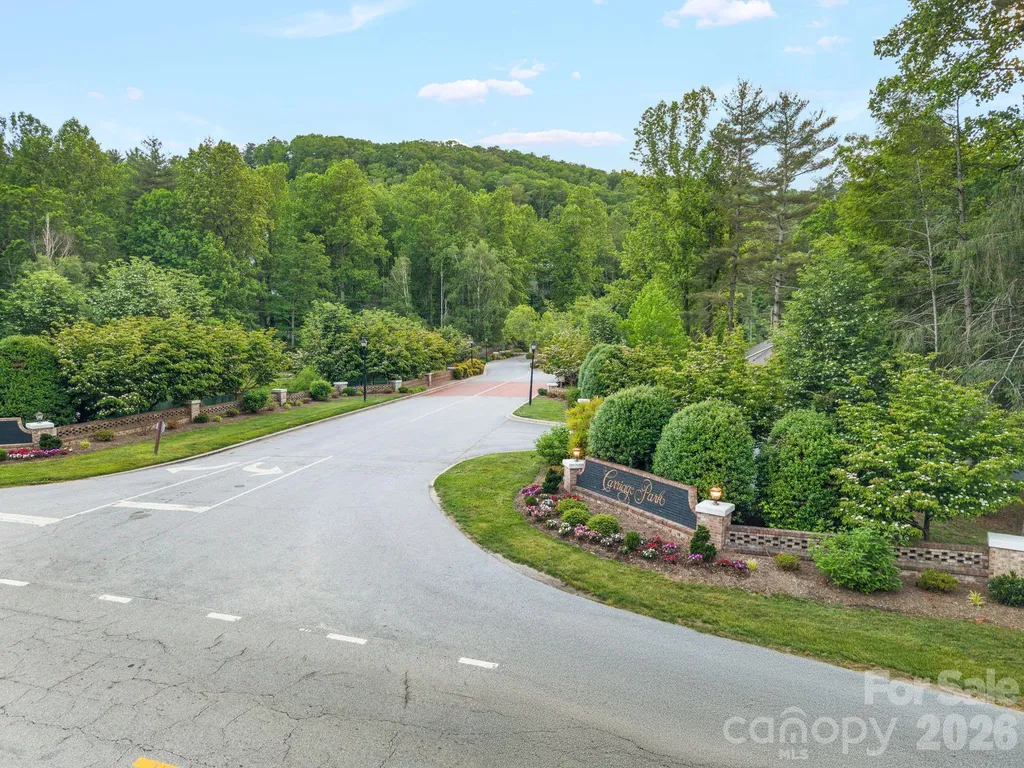 2508 Carriage Falls Court Hendersonville NC 28791