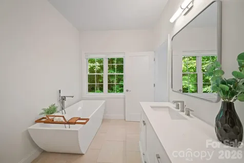 2508 Carriage Falls Court Hendersonville NC 28791