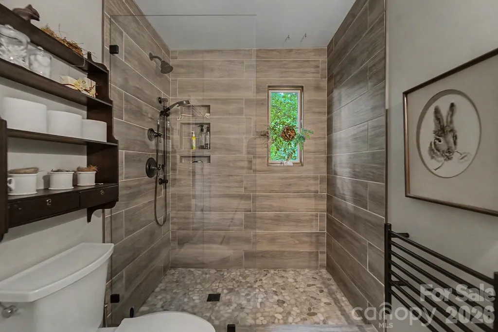 75 Mountain View Road Sylva NC 28779