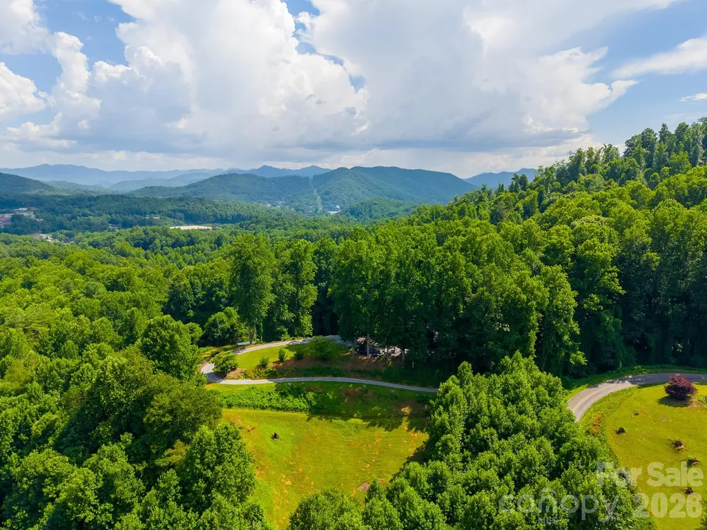 75 Mountain View Road Sylva NC 28779