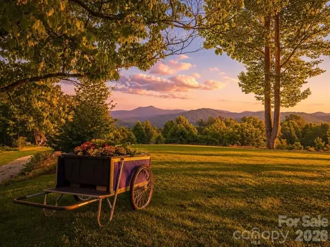 75 Mountain View Road Sylva NC 28779