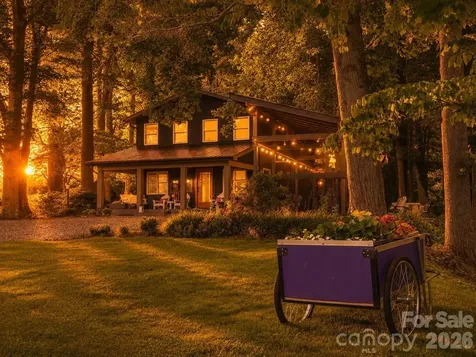 75 Mountain View Road Sylva NC 28779