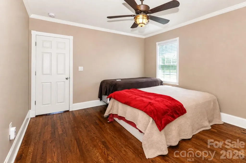 820 Woodland Road Statesville NC 28677