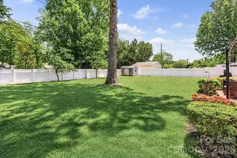 820 Woodland Road Statesville NC 28677