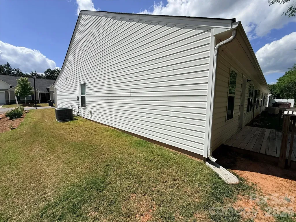 1431 Amberlight Circle Salisbury NC 28144