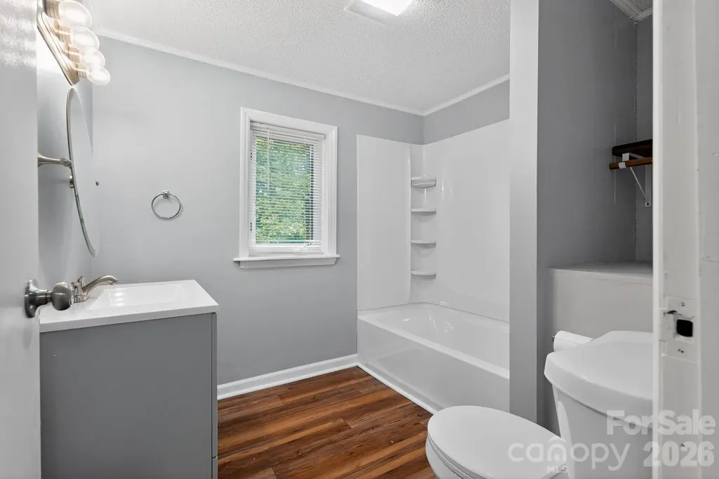 801 Woodlawn Avenue SW Valdese NC 28690