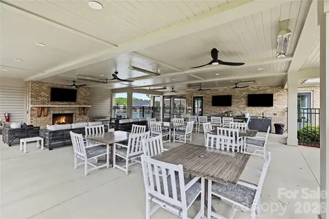 3232 Marchers Trace Drive Charlotte NC 28227