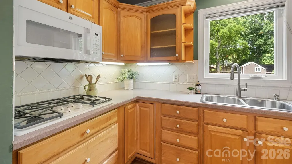 8809 Fairview Road Mint Hill NC 28227