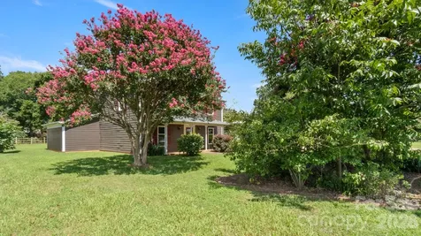 8809 Fairview Road Mint Hill NC 28227