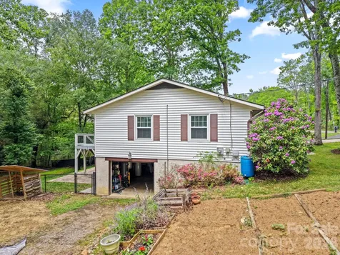98 Pensacola Avenue Arden NC 28704