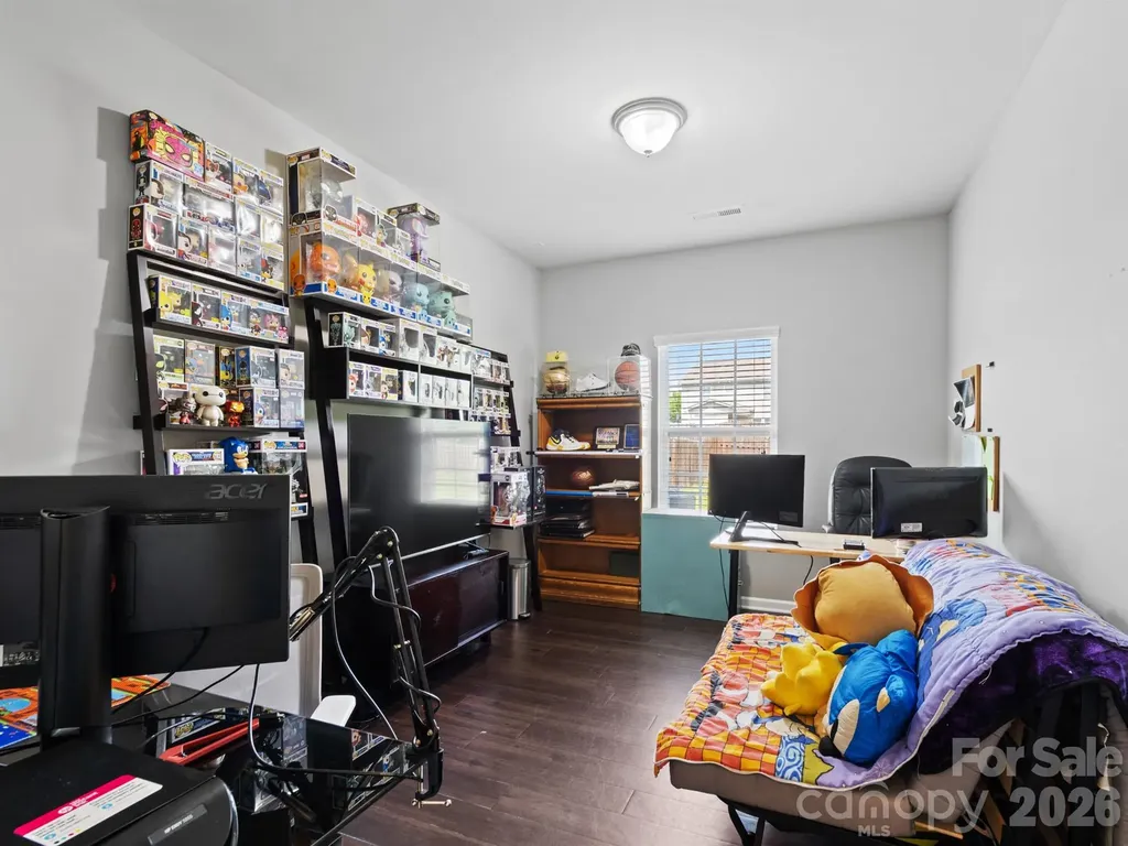 3702 Wiegon Lane Charlotte NC 28216