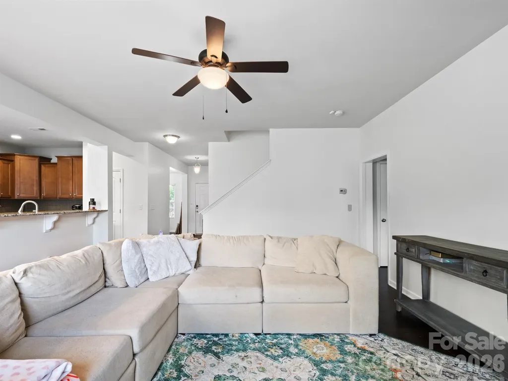 3702 Wiegon Lane Charlotte NC 28216