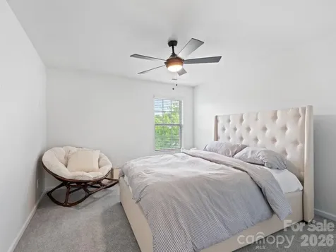 3702 Wiegon Lane Charlotte NC 28216