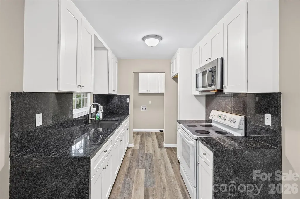 327 E Morrow Avenue Monroe NC 28112