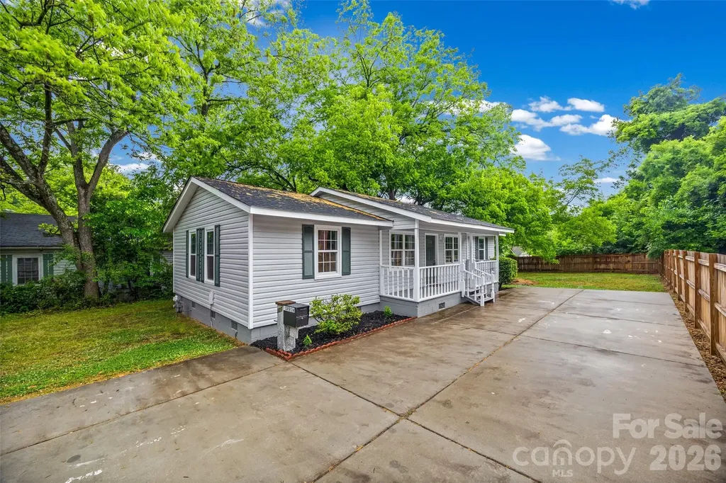327 E Morrow Avenue Monroe NC 28112