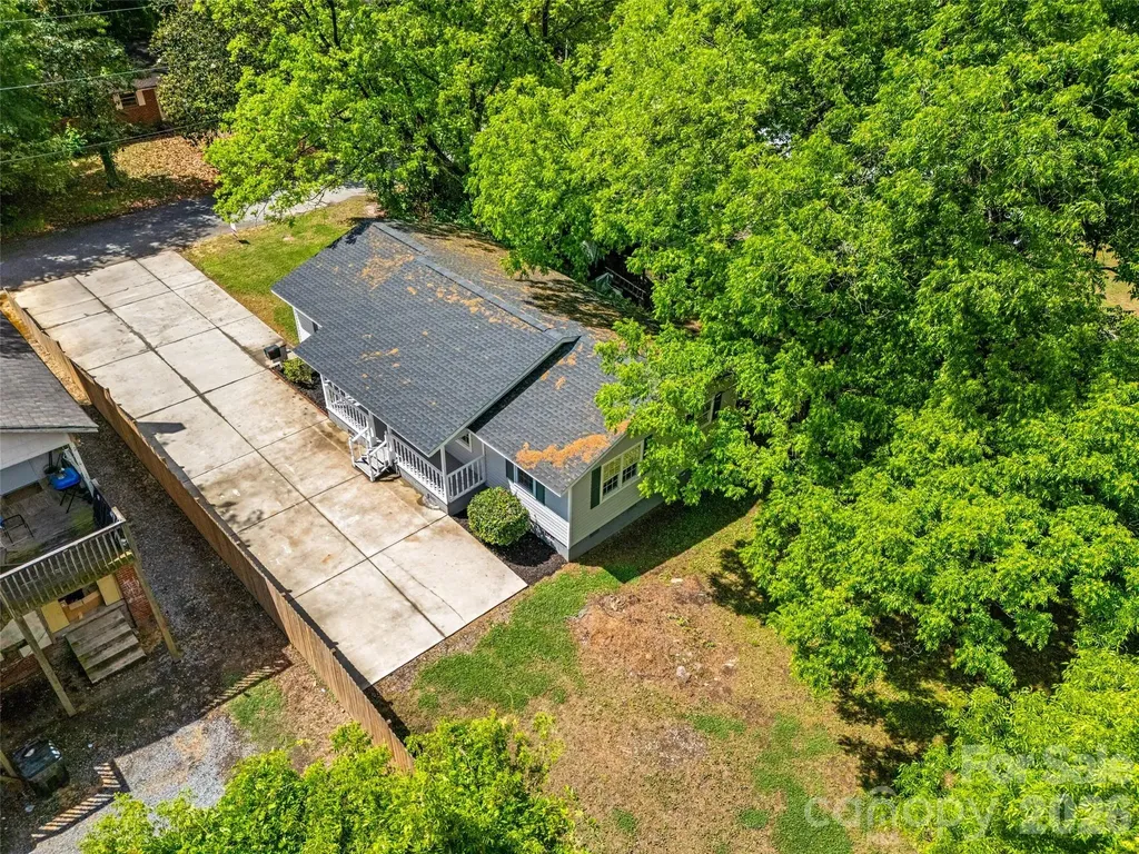 327 E Morrow Avenue Monroe NC 28112