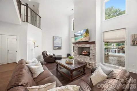 5555 Riverfront Road Lake Wylie SC 29710