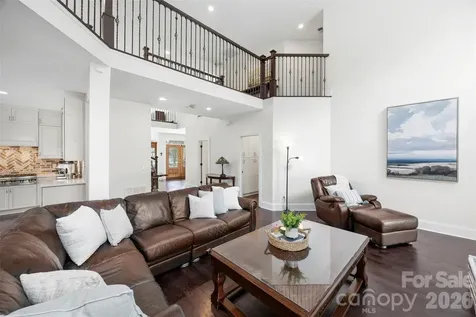 5555 Riverfront Road Lake Wylie SC 29710