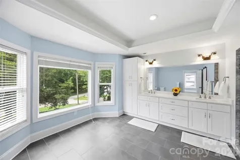 5555 Riverfront Road Lake Wylie SC 29710