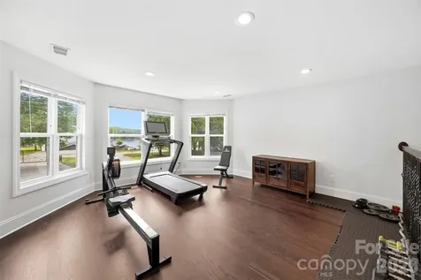 5555 Riverfront Road Lake Wylie SC 29710