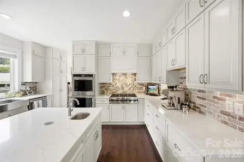 5555 Riverfront Road Lake Wylie SC 29710
