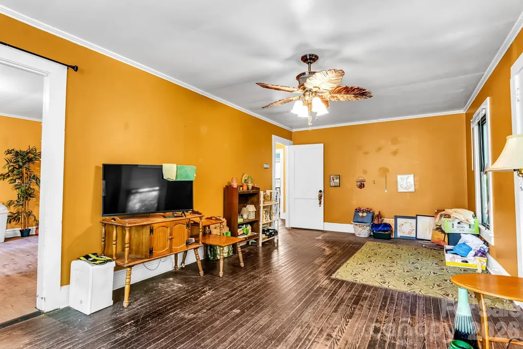 3240 W Innes Street Salisbury NC 28144