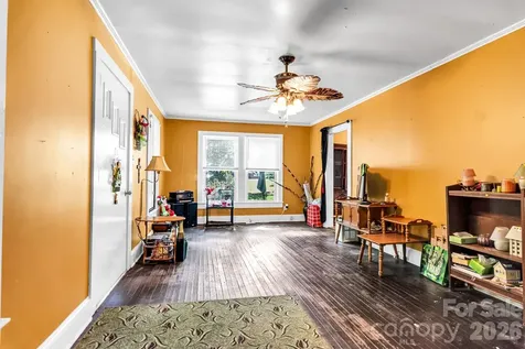 3240 W Innes Street Salisbury NC 28144