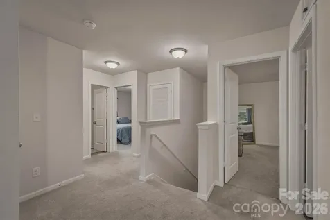 1916 Country Way Hickory NC 28601