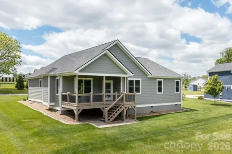 36 Windy Acres Knoll Drive Hendersonville NC 28792
