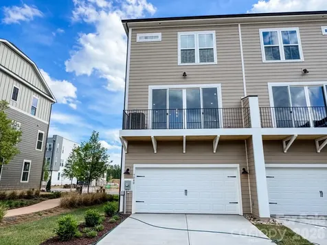 3126 Middle Street Charlotte NC 28278