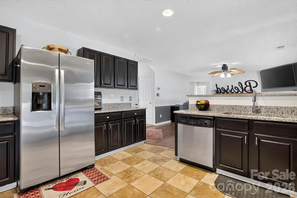 9833 Aventide Lane Charlotte NC 28215