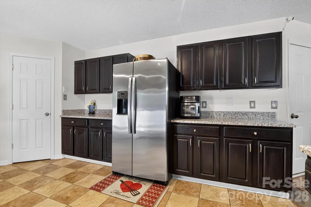 9833 Aventide Lane Charlotte NC 28215