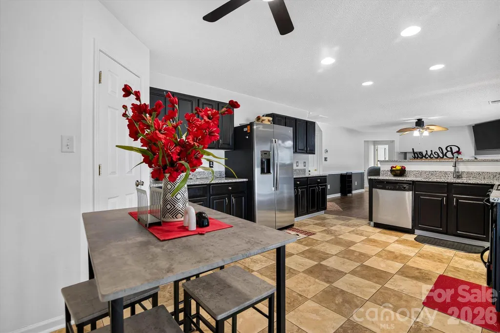 9833 Aventide Lane Charlotte NC 28215