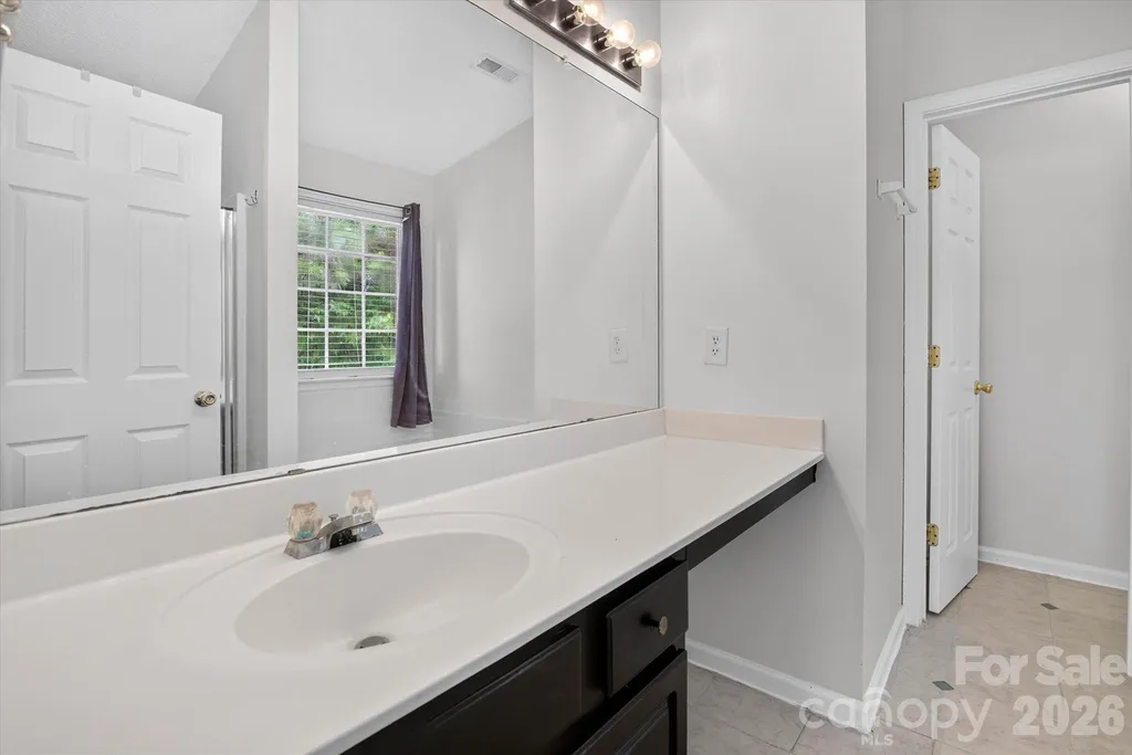 9833 Aventide Lane Charlotte NC 28215