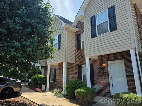 2240 15th Avenue NE Hickory NC 28601