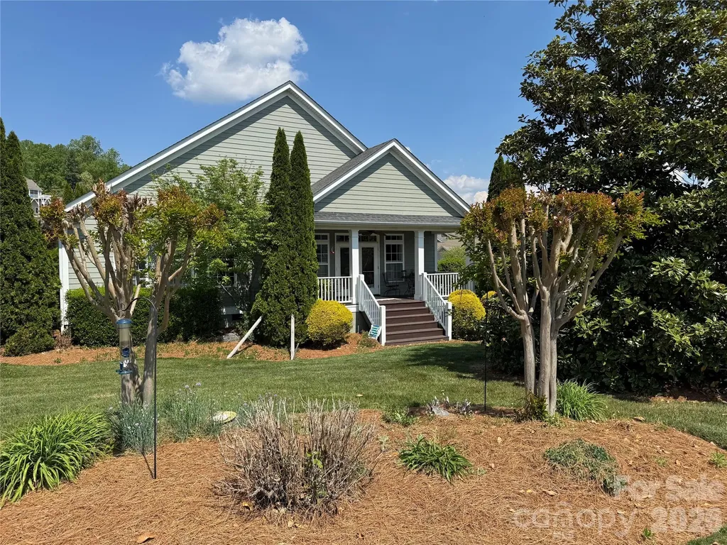 25 Copper Court Hendersonville NC 28792